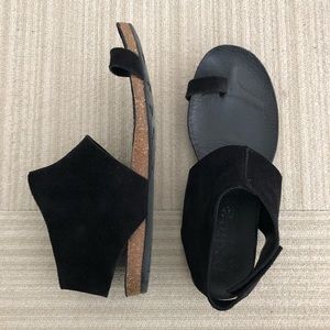 Pedro García Vania Sandals in Black Suede.